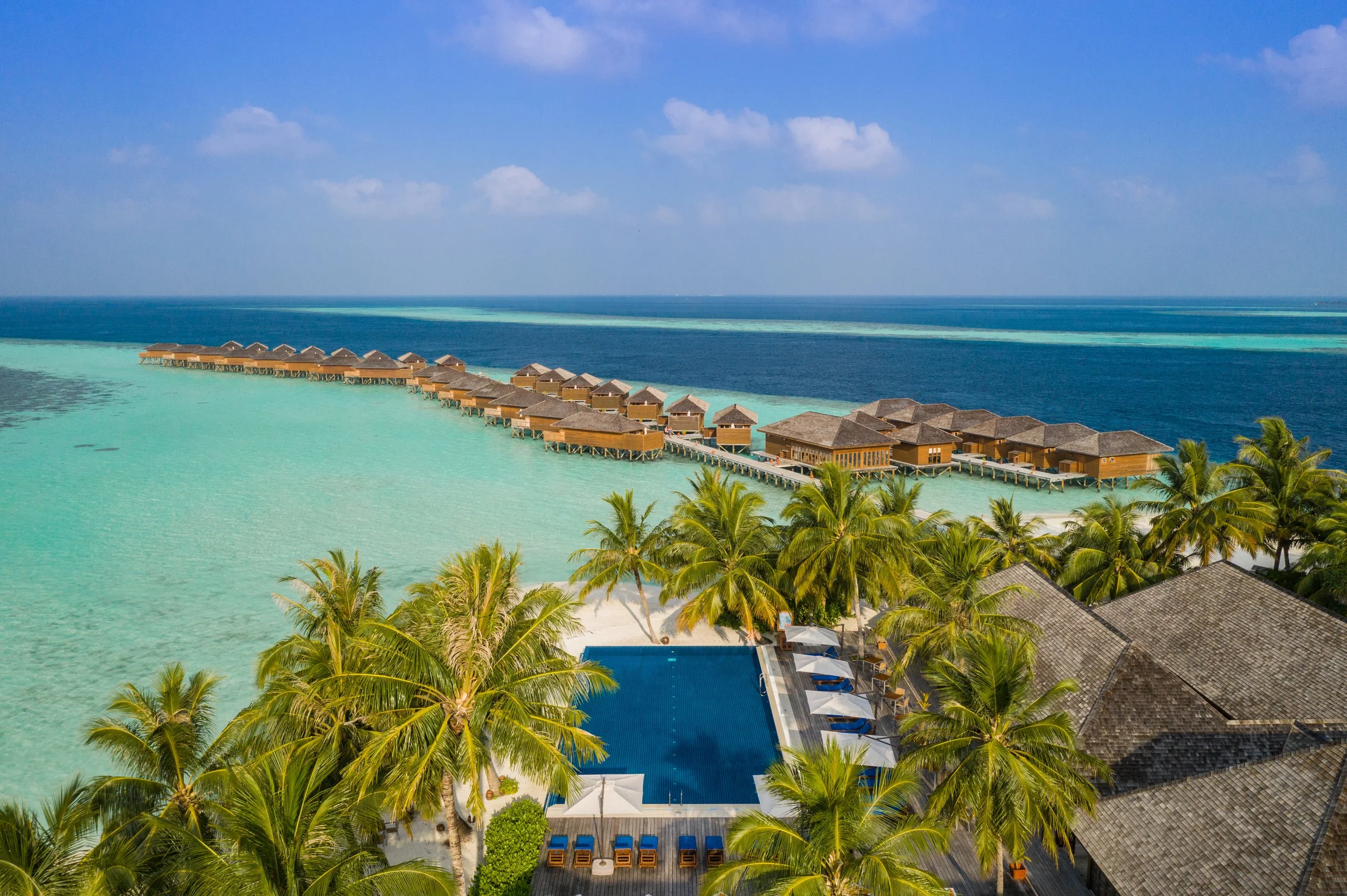 Read more about the article A Complete Guide to Keeping Your Pool Clean and Safe